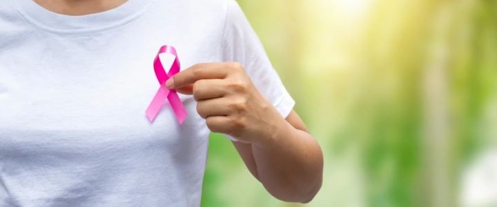 Le cancer du sein, symptômes et facteurs de risques.